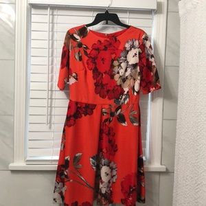 Beautiful floral Taylor dress